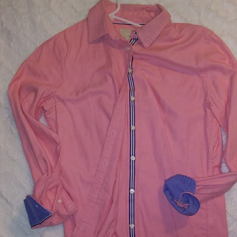 Banana Republic womens oxford shirt.